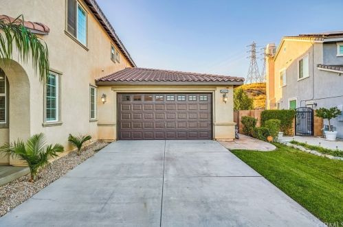 34652 Boros Blvd, Beaumont CA  92223-7466 exterior