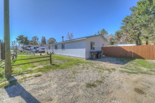 28185 Lindell Rd, Lake Elsinore CA  92532-7348 exterior