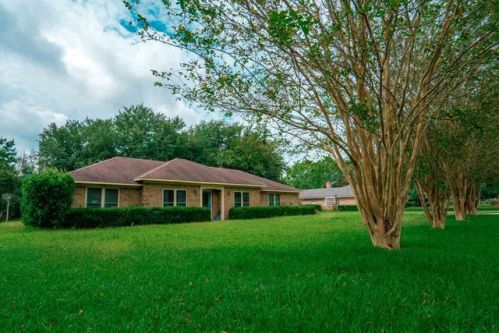109 Partridge Ln, Carthage, TX 75633-2210