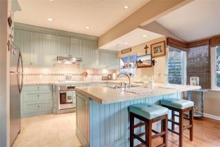 199 Rockledge Rd, Laguna Beach CA  92651-3944 exterior