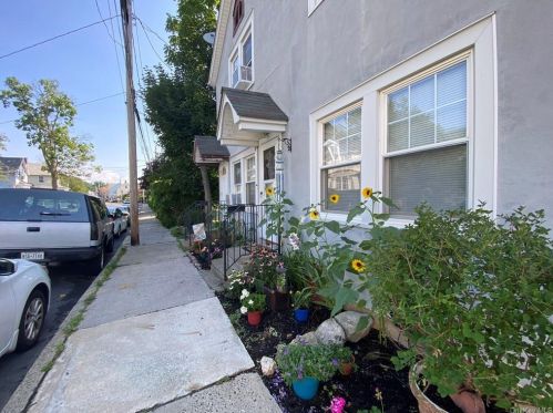24 Church St, Highland Falls, NY 10928-2035