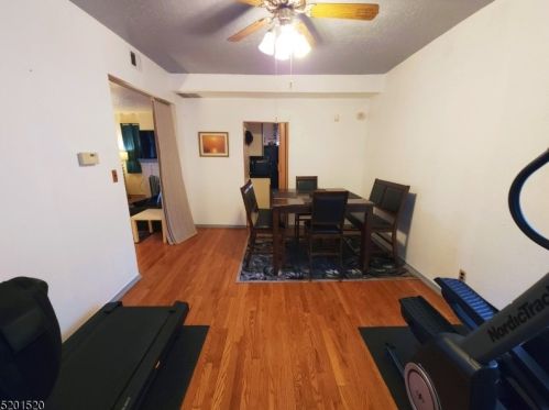 174 Oak St, East Orange NJ  07018-2712 exterior