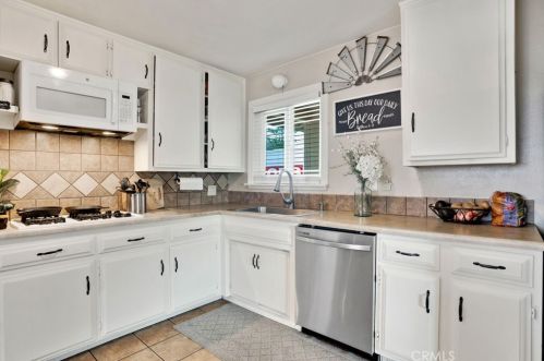 319 Mckelvey Ave, Bakersfield CA 93308-1287 exterior