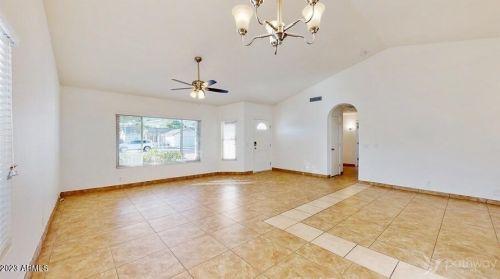 6642 84th Ln, Glendale AZ  85305-2157 exterior