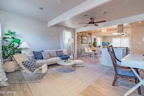 1106 12 St, Phoenix AZ 85086-7448 exterior