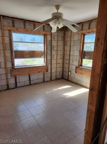 331 Washington Ct, Fort Myers Beach FL  33931-3735 exterior