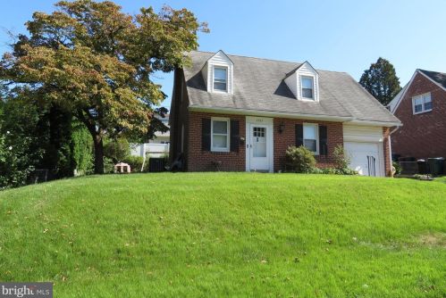 2322 Gilinger Rd, Miquon, PA 19444-2228
