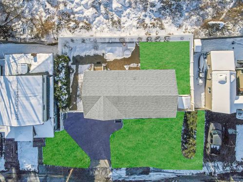 438 Richmond Blvd, Hauppauge, NY 11779-3029