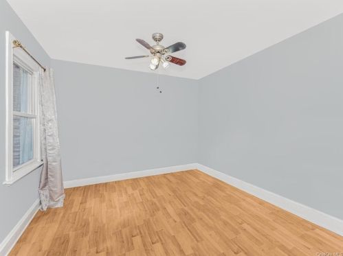 3241 Barker Ave, Bronx NY  10467-6301 exterior