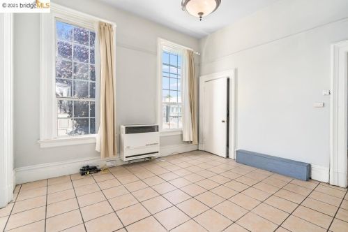 760 29th St, Oakland CA  94606-3510 exterior