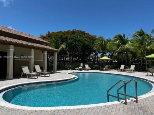 615 25th Ave, Boynton Beach FL  33426-8792 exterior
