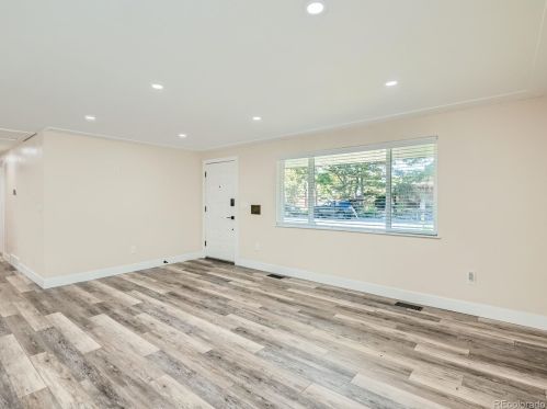 8471 Circle Dr, Westminster CO 80031-3732 exterior