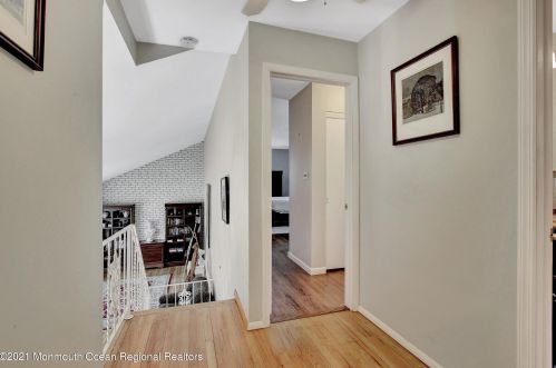 10 Longfellow Ter, Morganville NJ  07751-1411 exterior