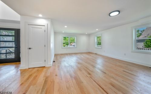 1509 Chestnut St, South Plainfield NJ  07080-1526 exterior