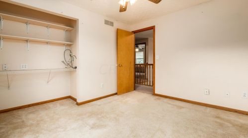 550 Spring Valley Dr, Zanesville OH  43701-0805 exterior