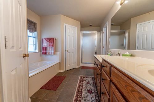 301 Willow Rd, Aubrey TX  76227-9404 exterior