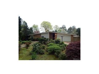 2833 Montrose Ave, Montgomery AL  36109-2000 exterior