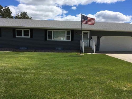 620 Comford St, Wheelock, ND 58849