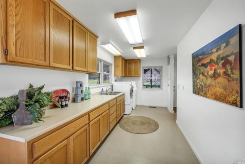 2151 Schultz Rd, Santa Rosa CA  95452-9073 exterior