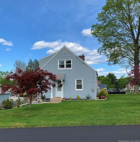 43 Hughes St, Plainville, CT 06062-2161