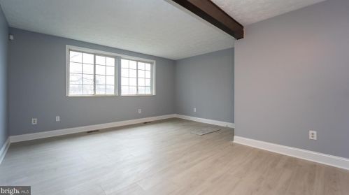 8320 Bark Tree Ct, Springfield VA  22153-3828 exterior