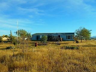 325 Anasazi Trl, Paulden, AZ 86334-6010