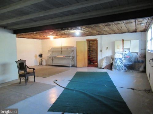 1819 Spg Rd, Carlisle PA 17013-1151 exterior