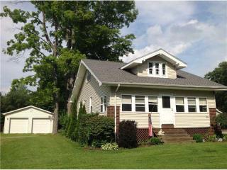 827 Villa Sites Ave, Harborcreek, PA 16421-1028