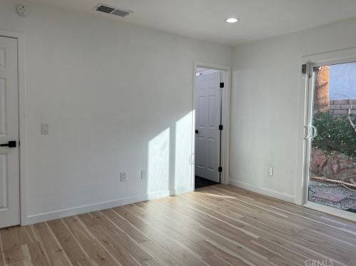 51655 Avenida Diaz, La Quinta CA  92253-3122 exterior