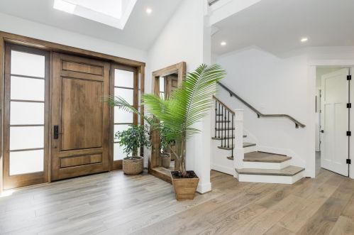 530 Santa Clara Ave, Redwood City, CA 94061-4128