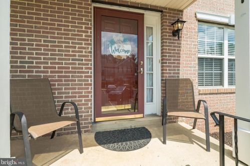 5083 Rebecca Fell Dr, Gardenville, PA