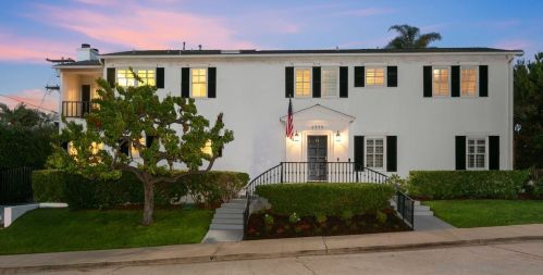 2555 Locust St, San Diego, CA 92106-1367