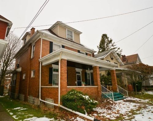 445 5th Ave, New Kensington, PA 15068-6622