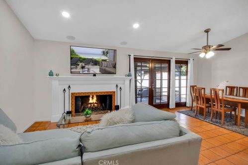 8569 Woodford Way, Riverside CA  92504-2900 exterior