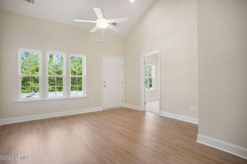 224 Admiration Ave, Beaufort SC  29906-2400 exterior