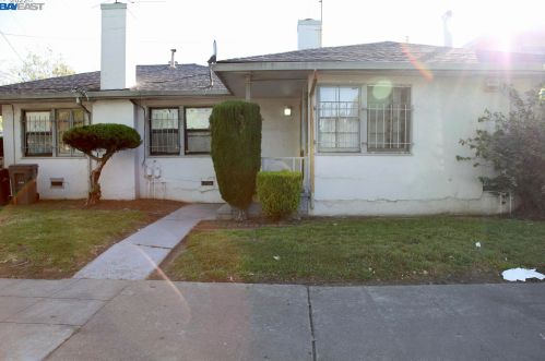 2504 78th Ave, Oakland, CA 94605-3204