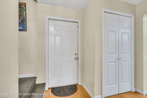 360 Madison Ave, Lakewood, NJ 08701-3212