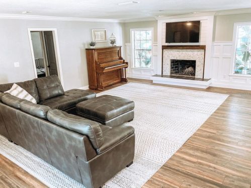 608 Sunset Ln, Lutz FL  33549-3802 exterior