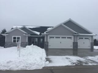 1052 Heyerdahl Hts, Oneida, WI 54155-8643