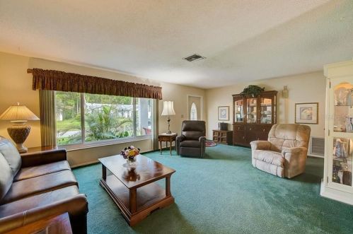 1207 Lanyard St, Palm Harbor, FL 34685-1512
