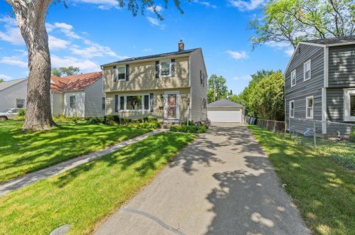 5334 Arizona St, Milwaukee, WI 53219-3357