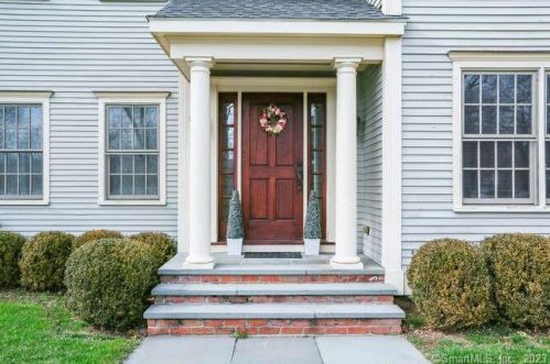 283 Mill Hill Rd, Southport, CT 06890-1225