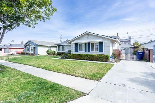 8072 San Heron Cir, Buena Park CA  90620-2914 exterior