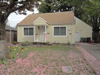 737 Cedar St, Beaverton, OR 97123-4502
