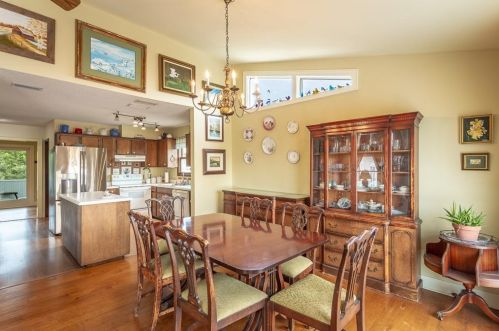 765 Gulf Bch Dr, Saint George Island FL  32328-3112 exterior