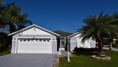 6590 Picante Cir, Fort Pierce, FL 34951-4351