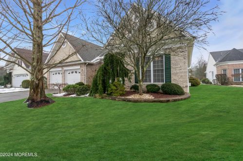3 Lamson Ct, East Freehold, NJ 07728-9257