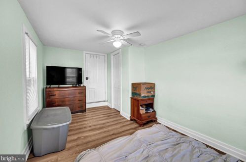 62 East St, Spring Grove PA  17362-1210 exterior