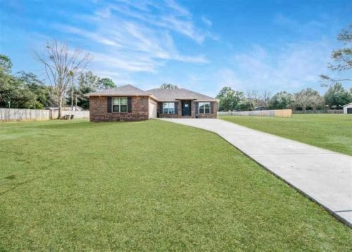 7305 Durden Dr, Pensacola, FL 32526-9168