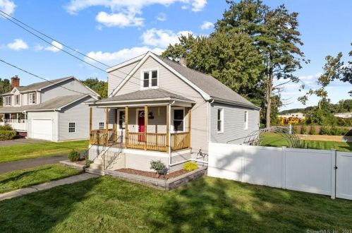 22 Roseleah Ave, Plainville CT  06062-2718 exterior